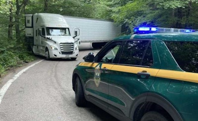 Tractor-trailer stranded on Vermont road