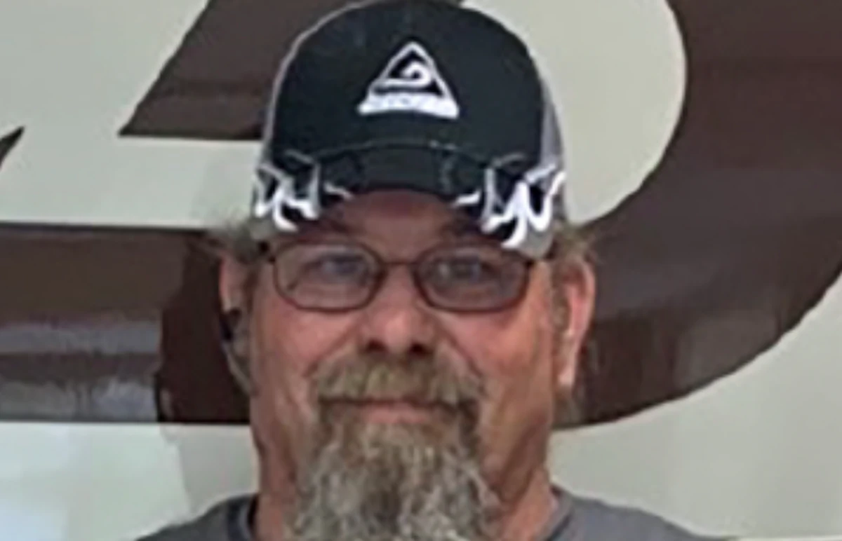 Trucker ‘just doing his job’ assists victims of crash in Colorado