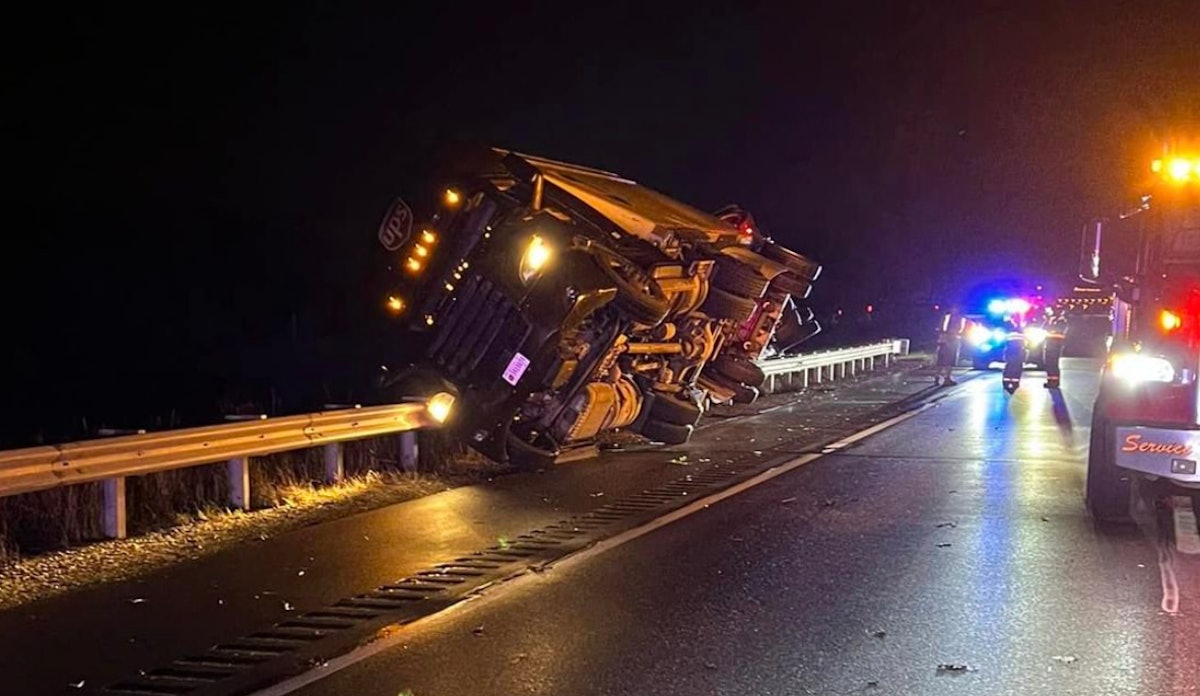 15 trucks blown over on I-96 during tornado in central Michigan