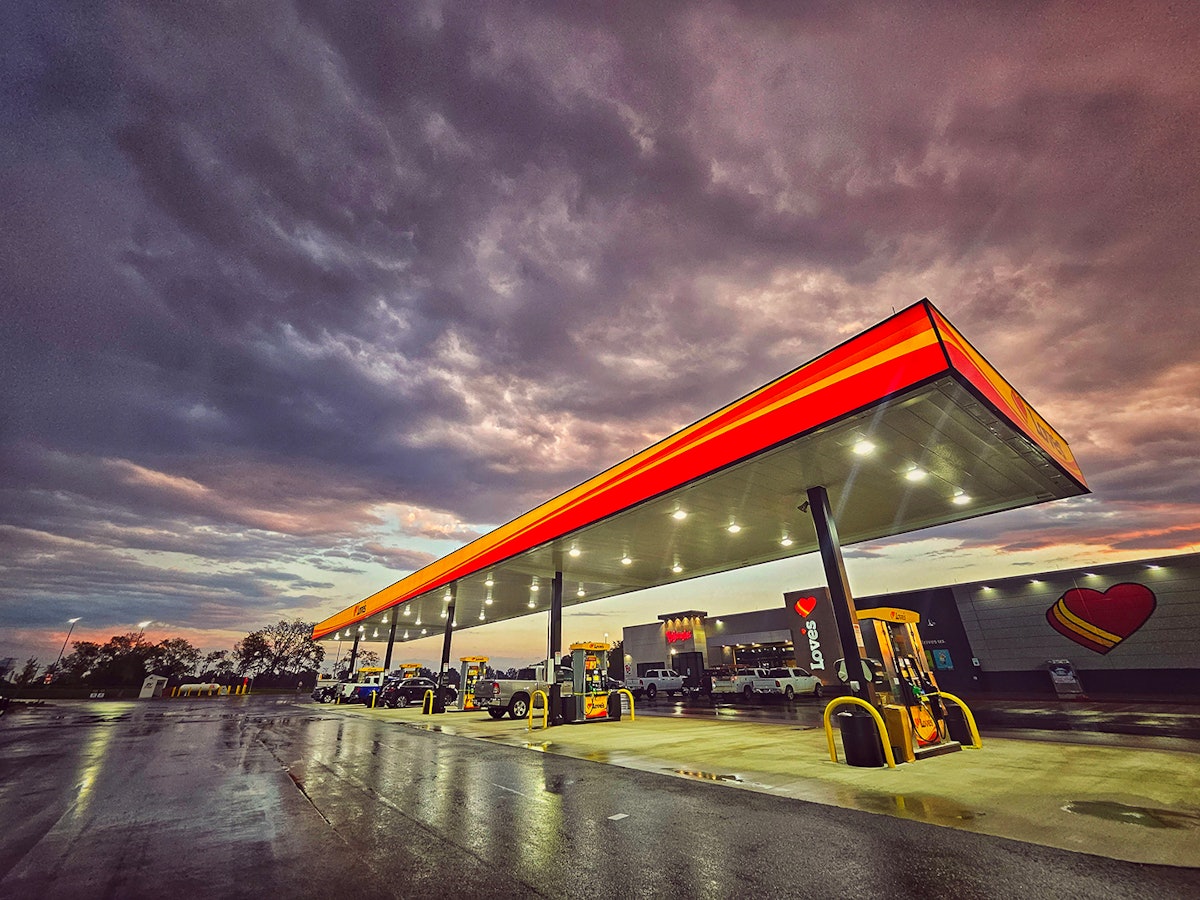 Love's opens second travel stop off Interstate 30 in Prescott, Arkansas