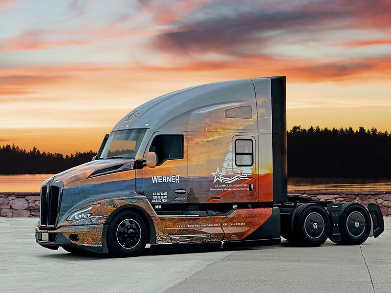 Kenworth 100th Anniversary T680 Signature Edition