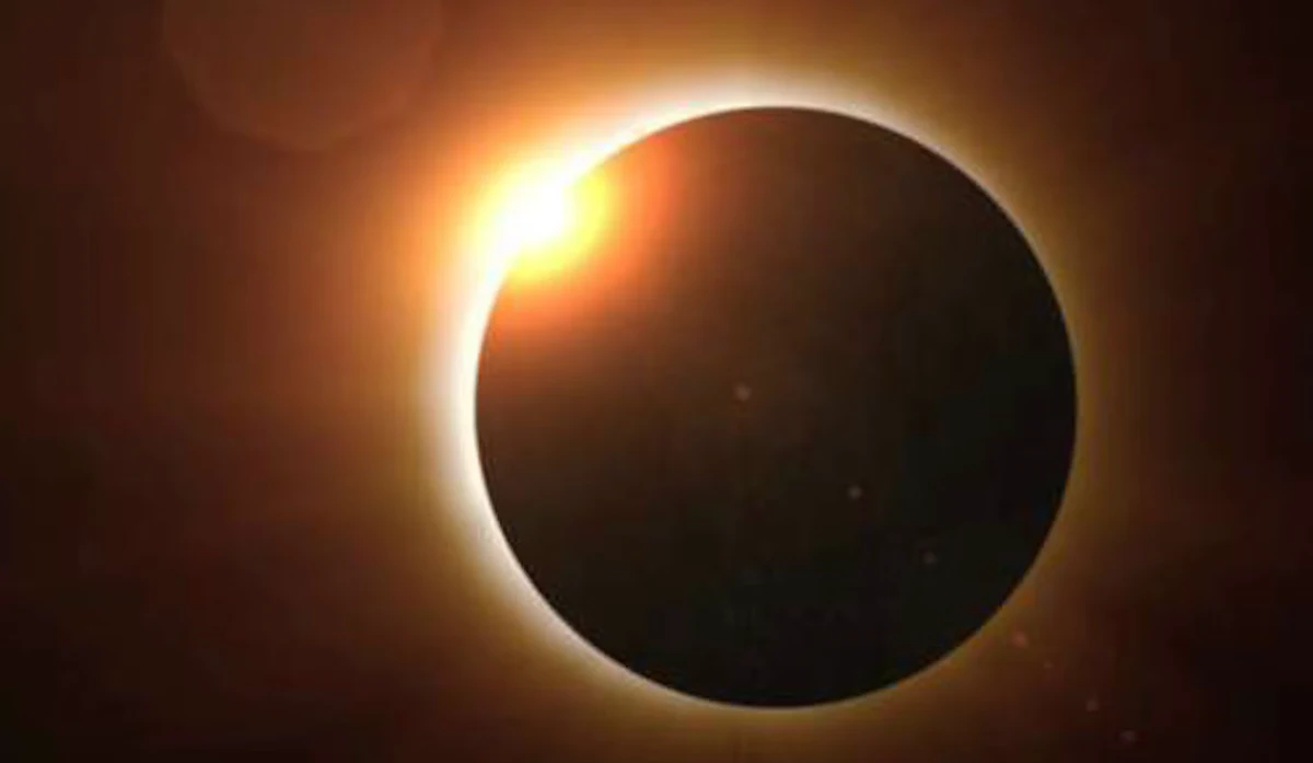 One state suggests trucking take a holiday during April’s total eclipse