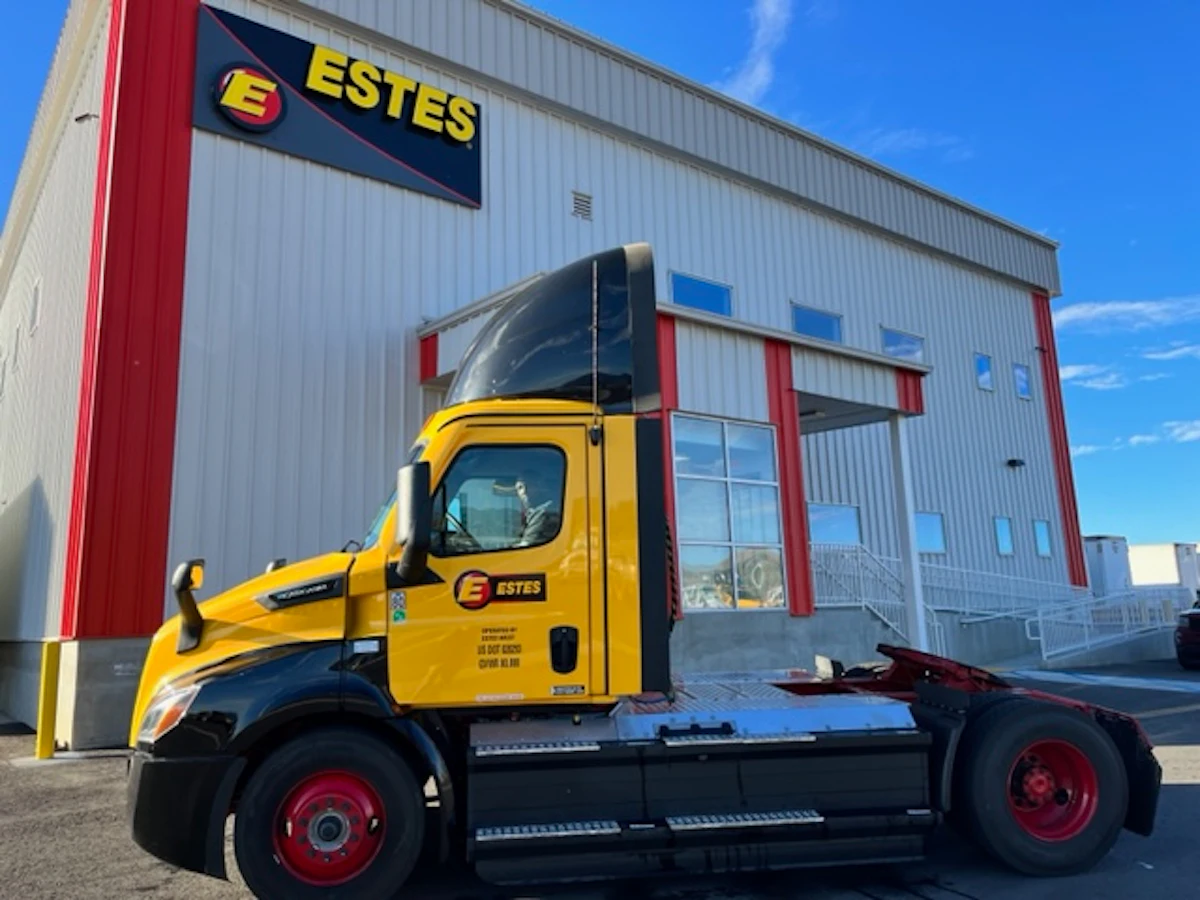 Estes adds 12 battery-electric eCascadias to to Calif. fleet