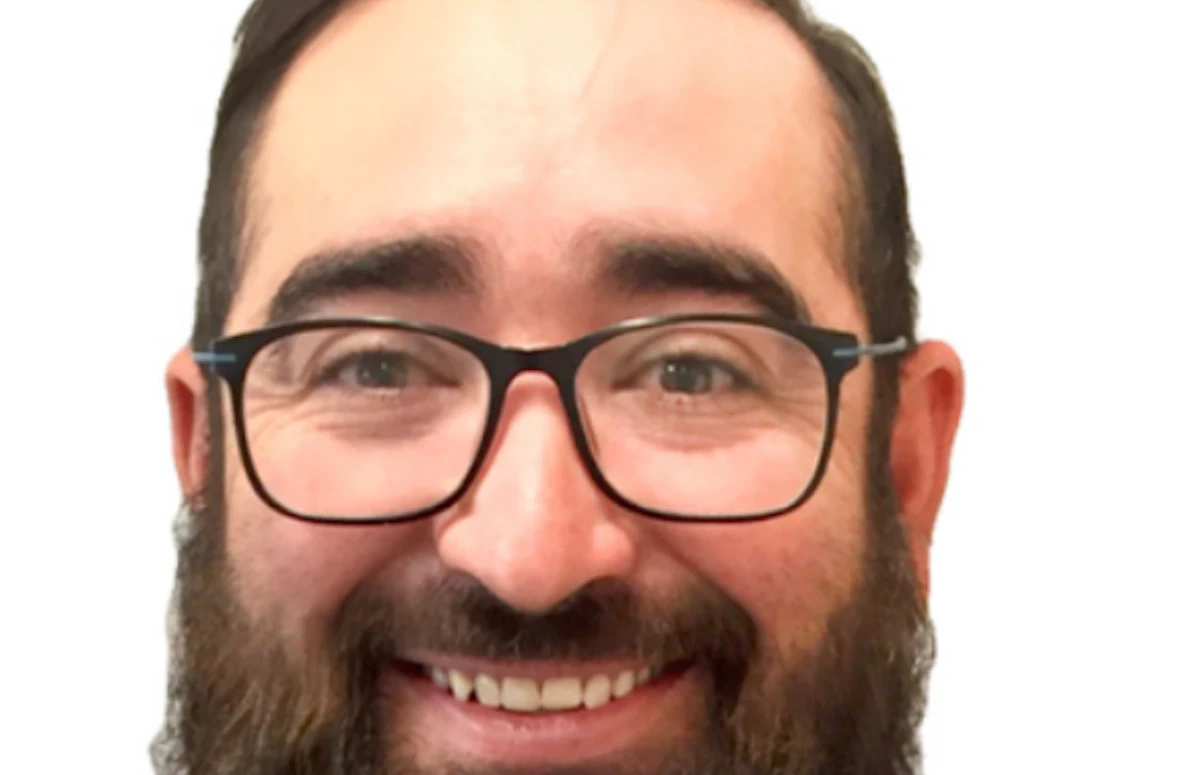 TCA names ABF driver a Highway Angel; for efforts at truck fire scene