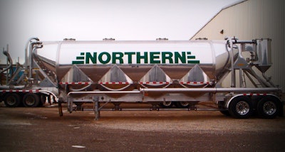 Northern Dry Bulk trailer