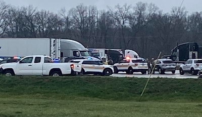 Scene of [police standoff in Effingham, Illinois
