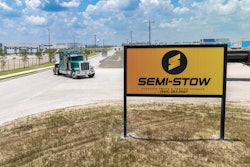 Truck and Semi-Stow sign