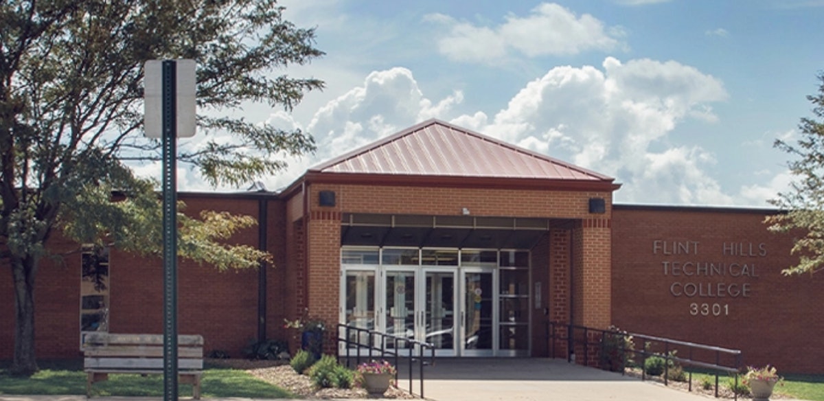 Flint Hills Technical College in Kansas adds CDL program