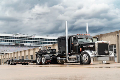 Super Rigs Thurs 18
