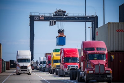 Trucks at Port Houston