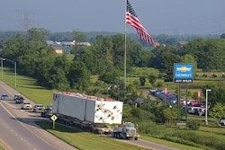 Ohio 'super load' on the highway