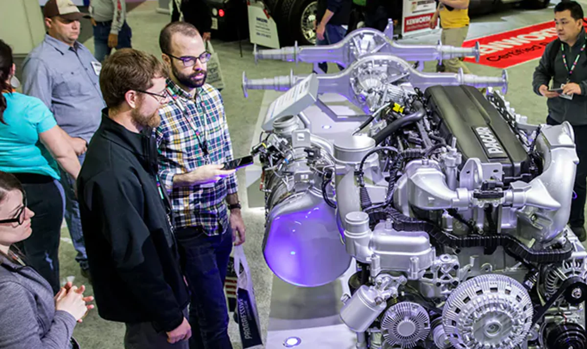 Briefly: Mid-America Trucking Show early bird registration now open