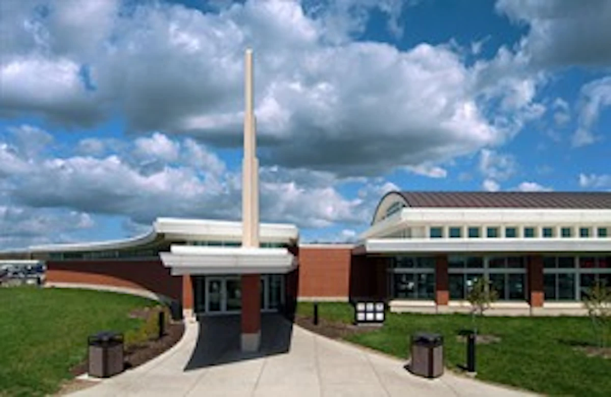 App names Ohio Turnpike Tiffin River Service Plaza U.S.’s top truck stop