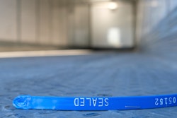 Tractor-trailer seal cut