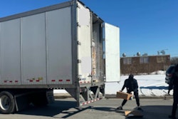 Cargo thieves stealing from stopped tractor-trailer