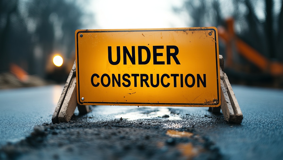 Briefly: MDOT says part of I-696 north of Detroit closed for 2 years