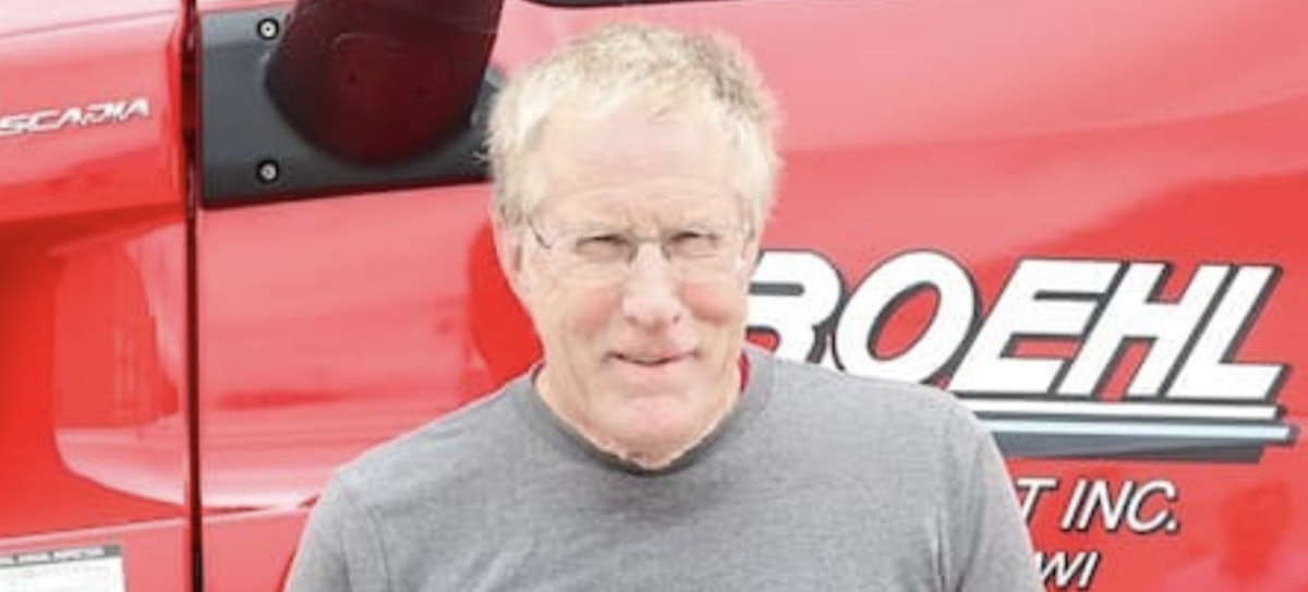 Driver logs 5 million safe miles in 40 years with Roehl Transport