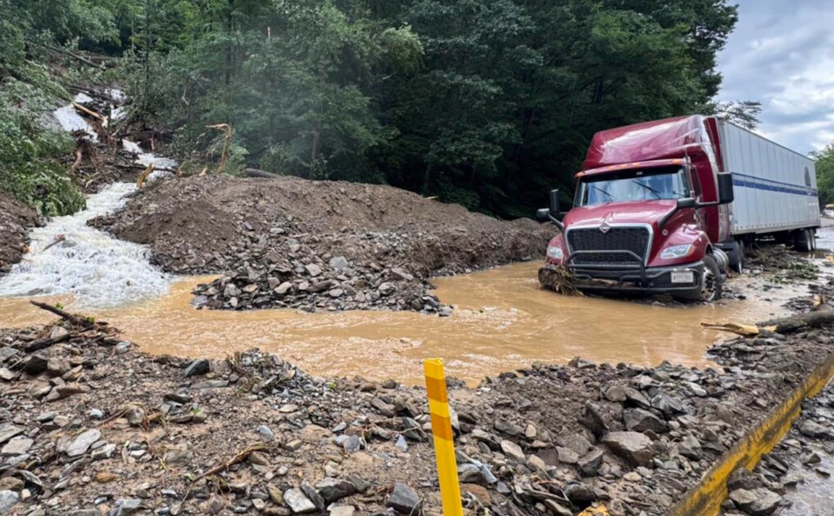 Interstate 40 near TN-NC border closed again by rockslides