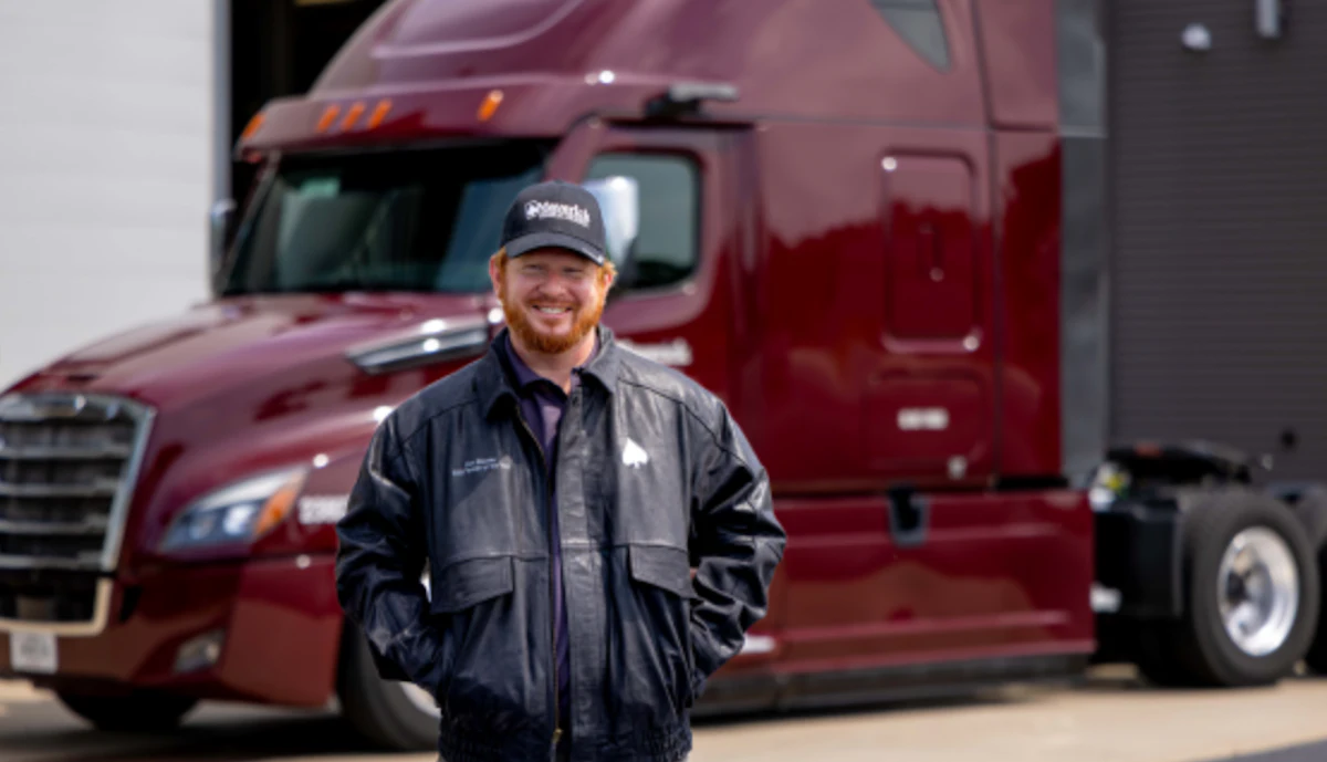 Briefly: Maverick announces Trainer of the Year | Mack has new app