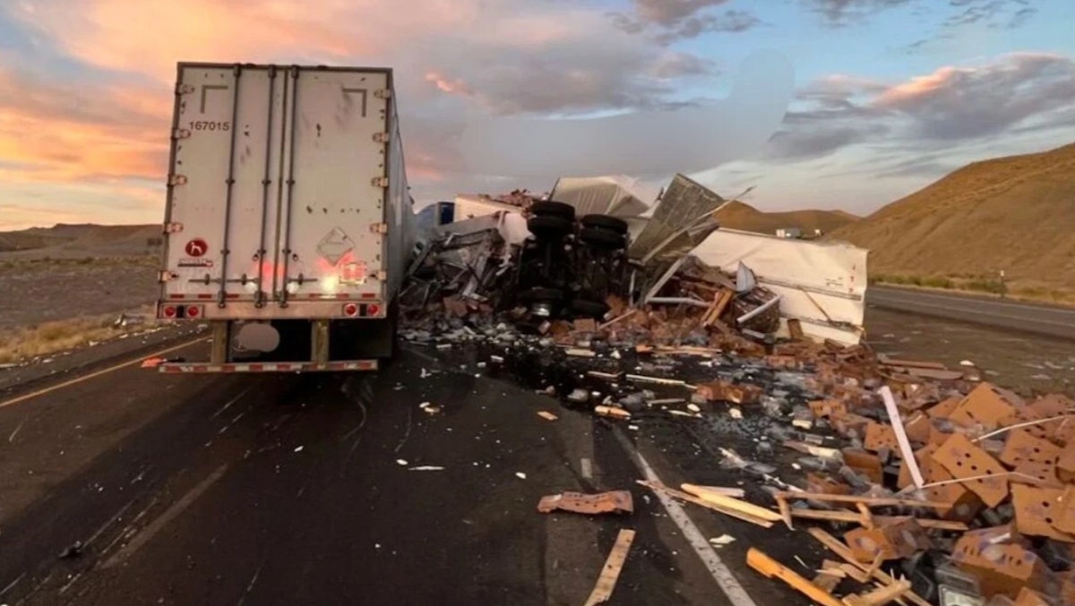 Briefly: Trucker dies in I-70 collision with another tractor-trailer