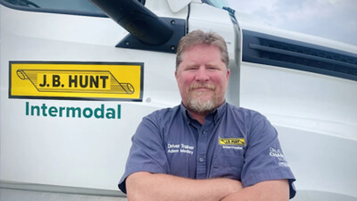 J.B. Hunt driver from Wisconsin named Goodyear’s Highway Hero