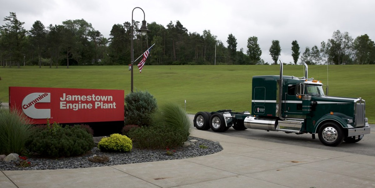 Kenworth shows off special edition W900 at Cummins Engine Plant