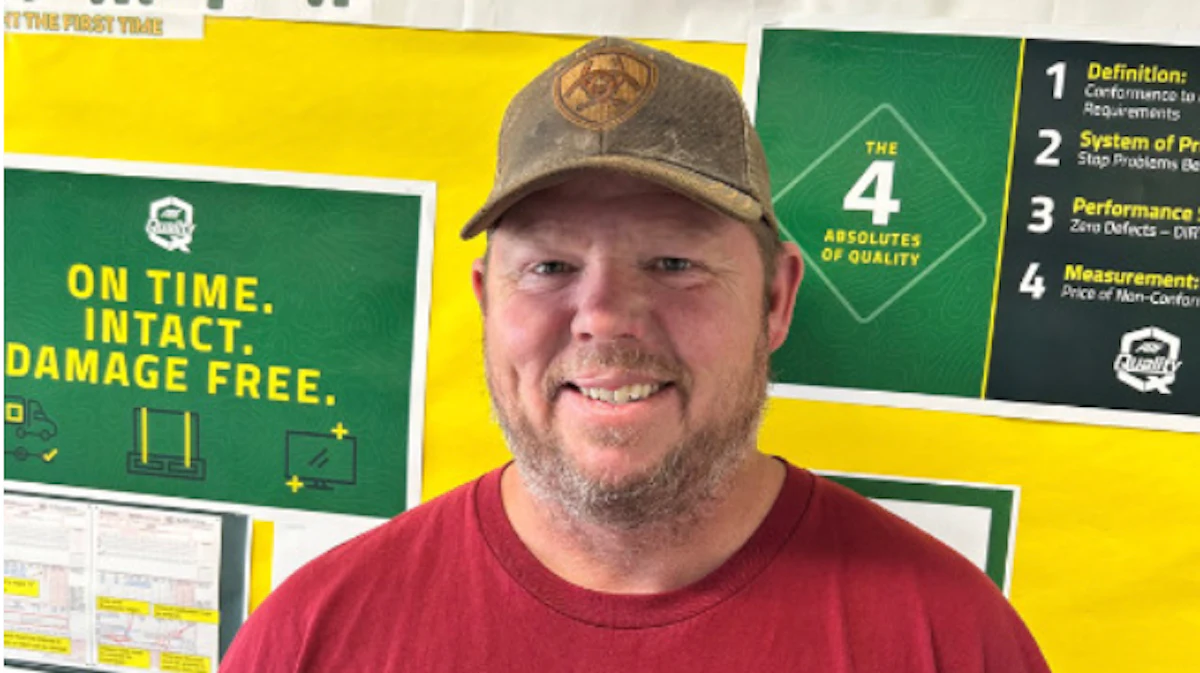 TCA honors ABF Freight driver, Army veteran for efforts at fire scene