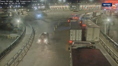 Commercial traffic back up at U.S.-Canada Peace Bridge