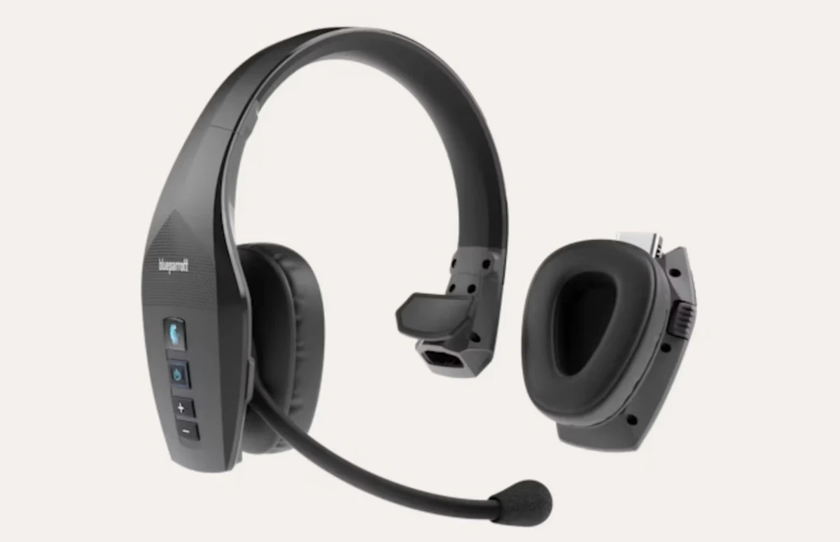 BlueParrott S650-XT combines connectivity and comfort