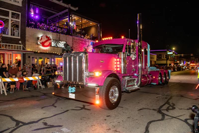 Image 4 2025 Peterbilt Pride And Class Parade