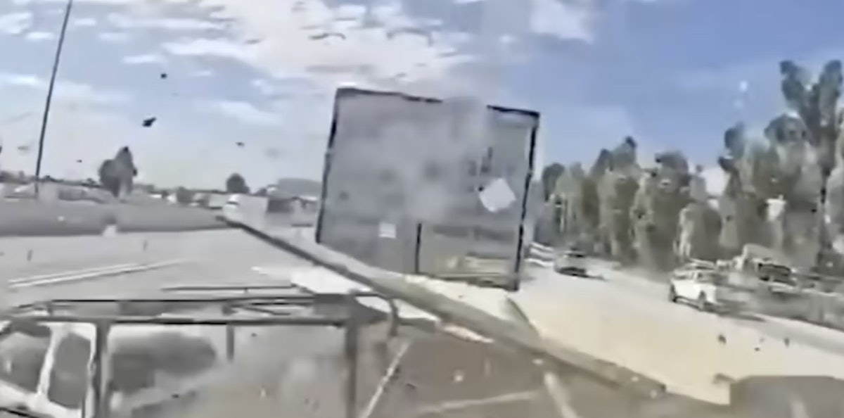 Driver in California crash that killed 3 cleared of DUI charges