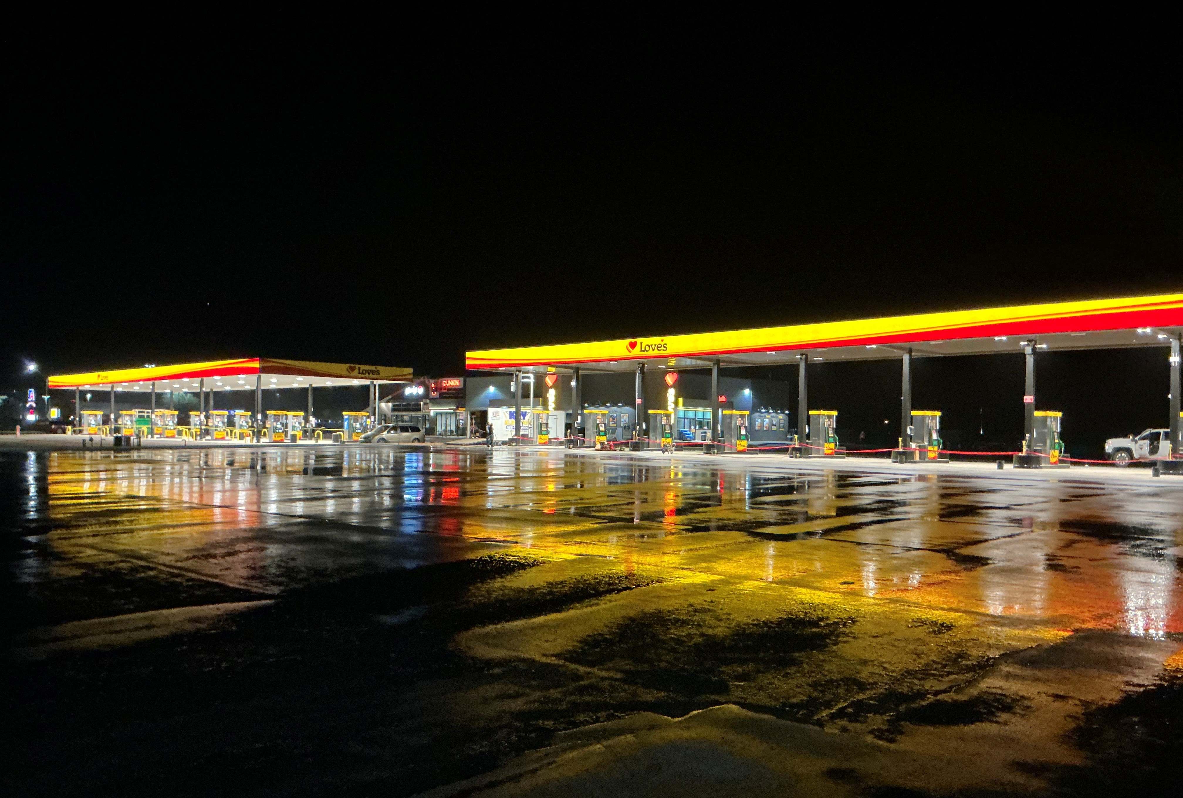 New Love's in loy, Arizona