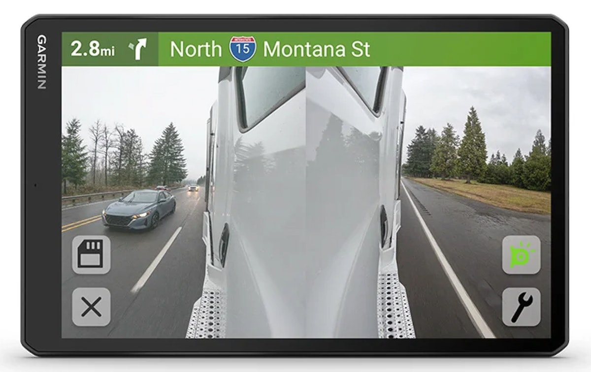 Garmin’s dēzl DualView camera keeps eyes on your blind spots