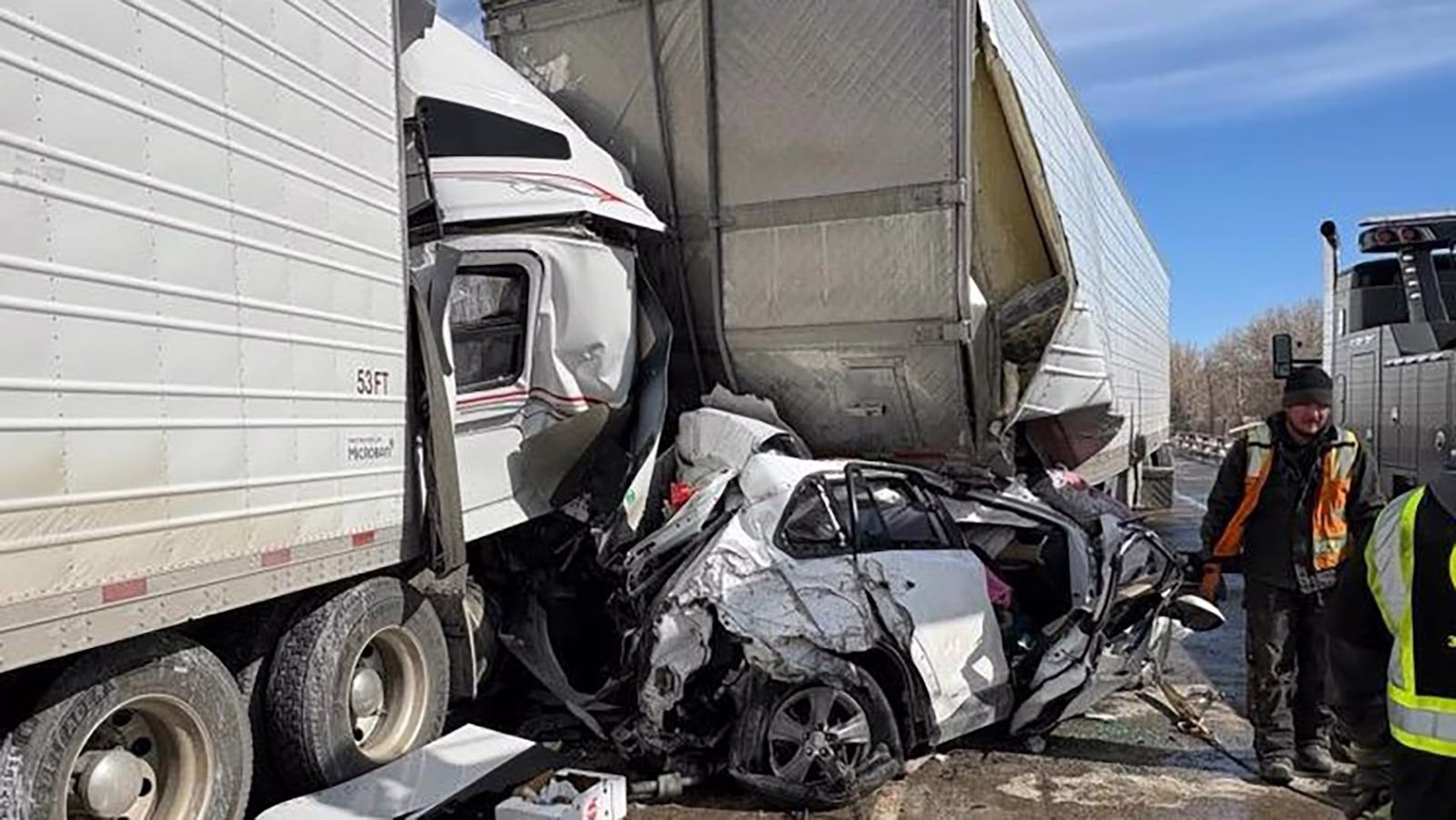 I 80 Pileup 650222491 1377884181035400 5602589490966559375 N 3 11 26