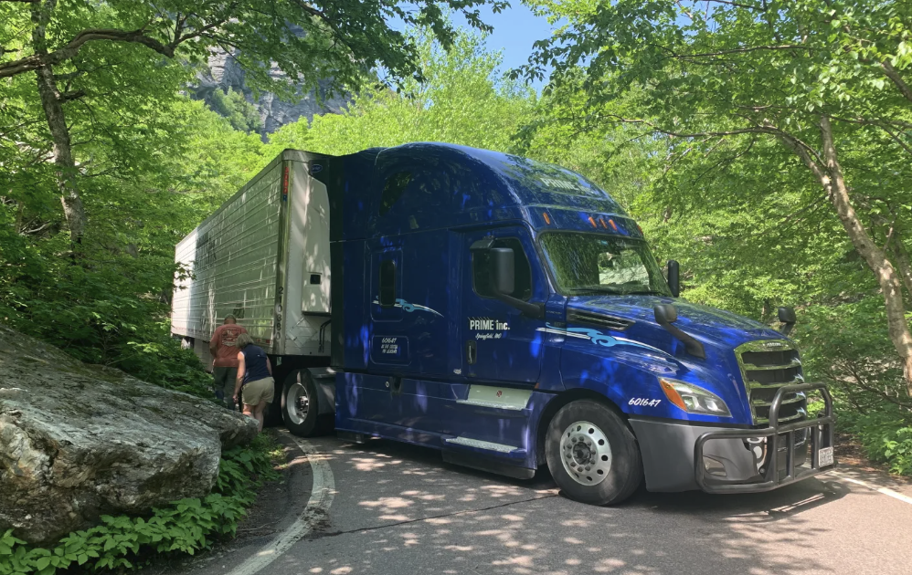 Truck stuck in Smuggler's Notch in Vermont