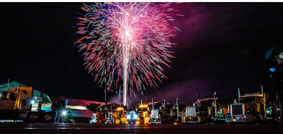 Light show at Large Cars & Guitars truck show