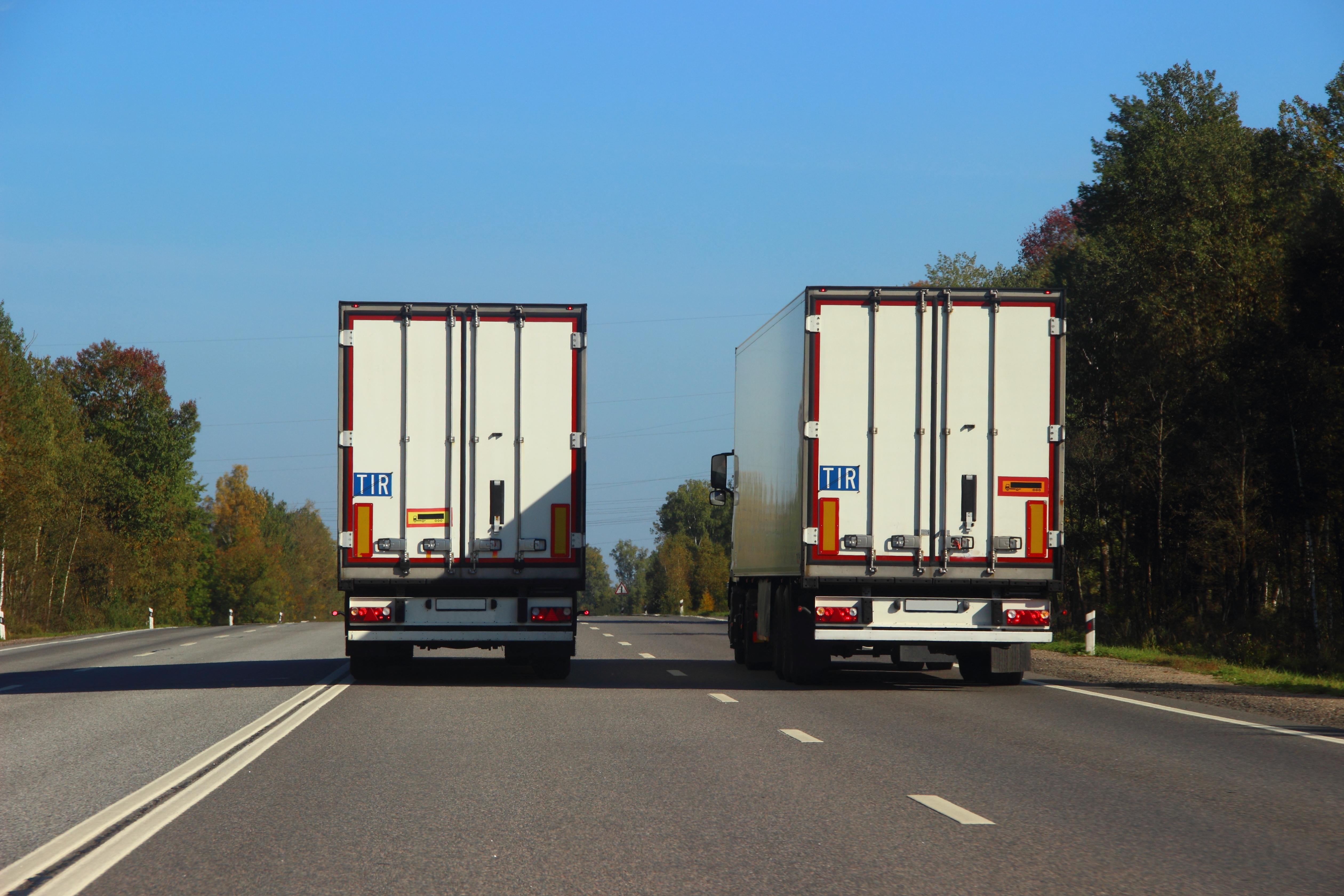 ATRI study finds insurance rates up 18.6% while crash rates down 2.6%