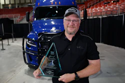 Grand Champion Paul Badgett of FedEx Freight, Inc.