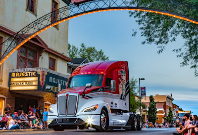 Kenworth T680 with limited edition TourAmerica paint scheme