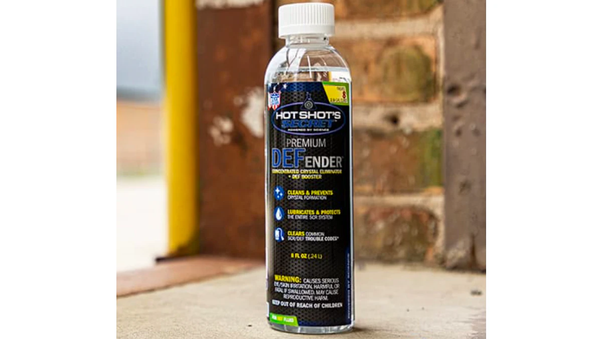 Defender While Color Hot Shotโs Secret Premium DEFender eliminates white crystal buildup ...